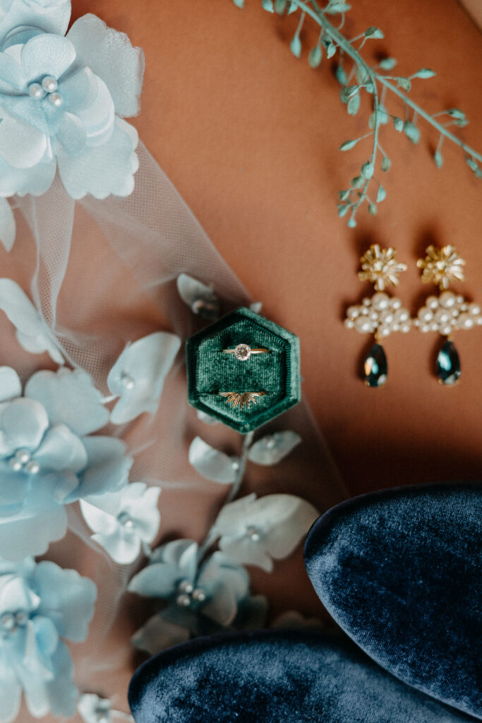 Creative Philly Wedding details